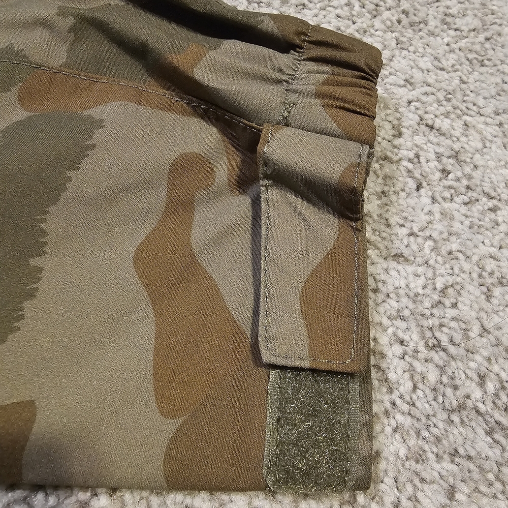 Carhartt Rain Coat- New - Picture 5 of 9